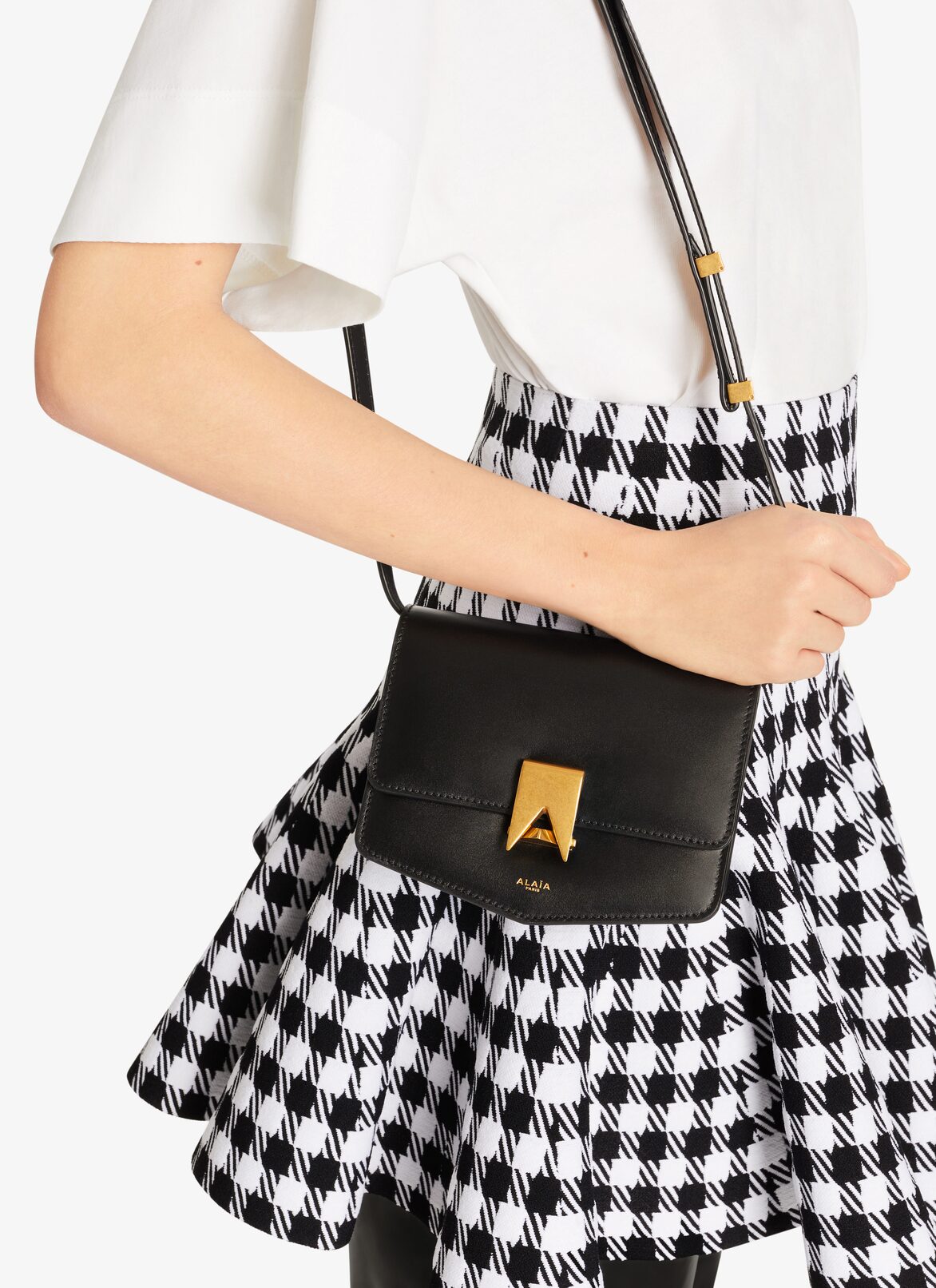 Le Papa small bag in calfskin ALAÏA BLACK LE PAPA SMALL BAG IN CALFSKIN